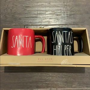 RAE DUNN ‘SANTA / SANTA’S HELPER’ MUG SET. NEW!